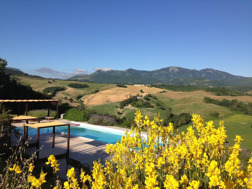 Agriturismo Il Fienile Di Ca Battista Cagli Eksteriør billede